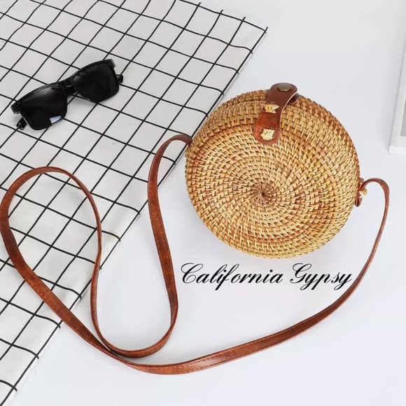 LAST ONE Rattan woven Crossbody bag✨ - Picture 5 of 6